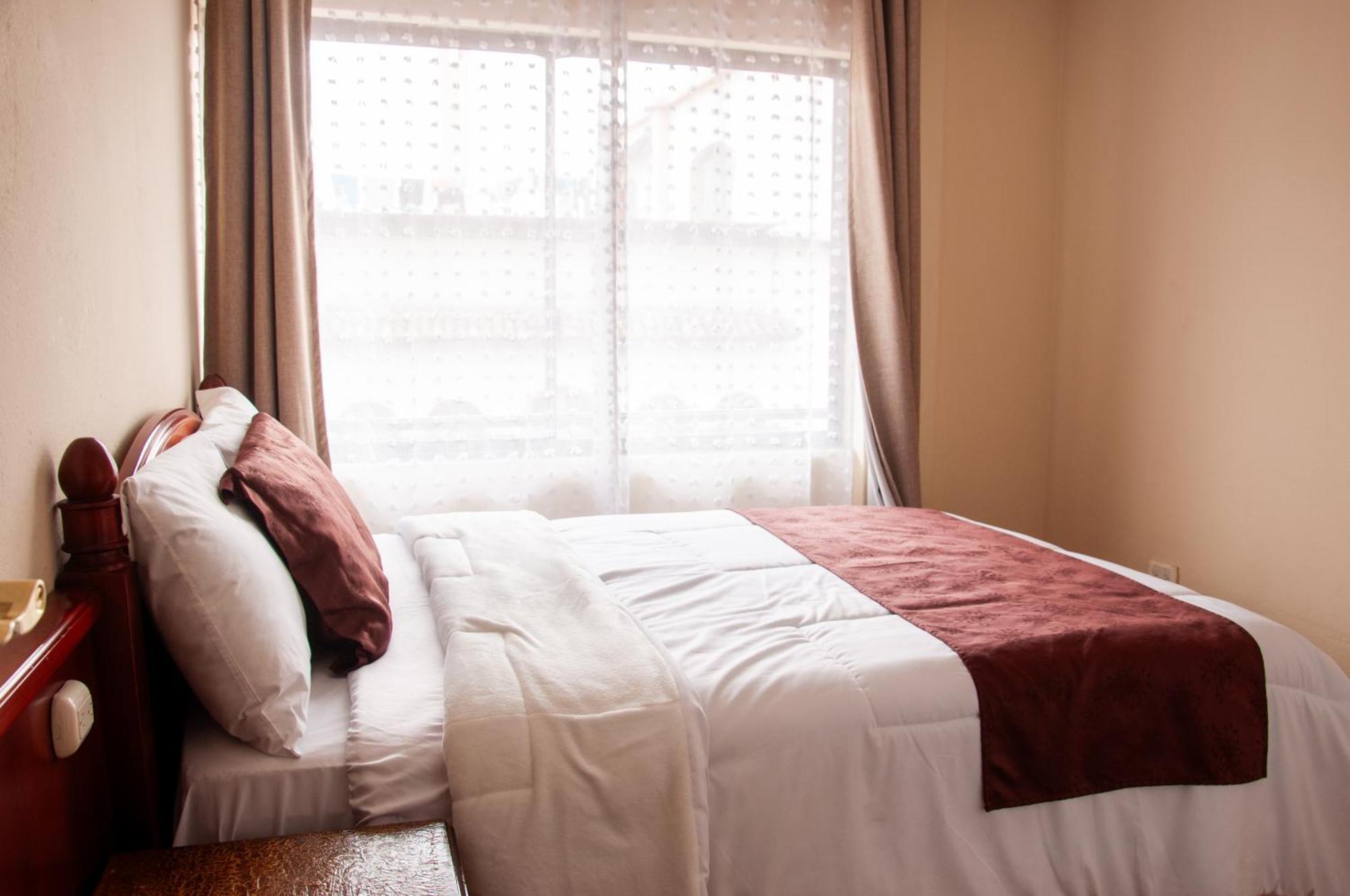 Hotel Campanario كوينكا المظهر الخارجي الصورة