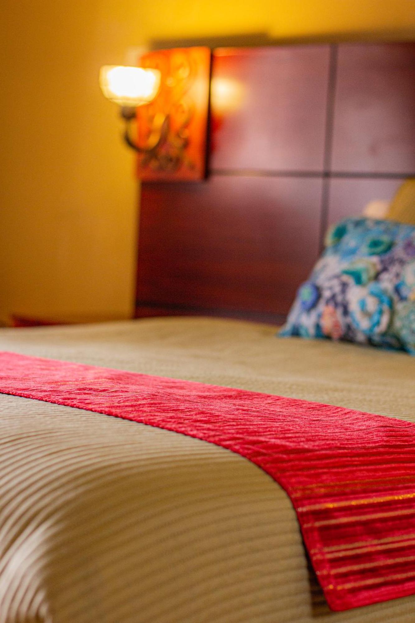 Hotel Campanario كوينكا الغرفة الصورة