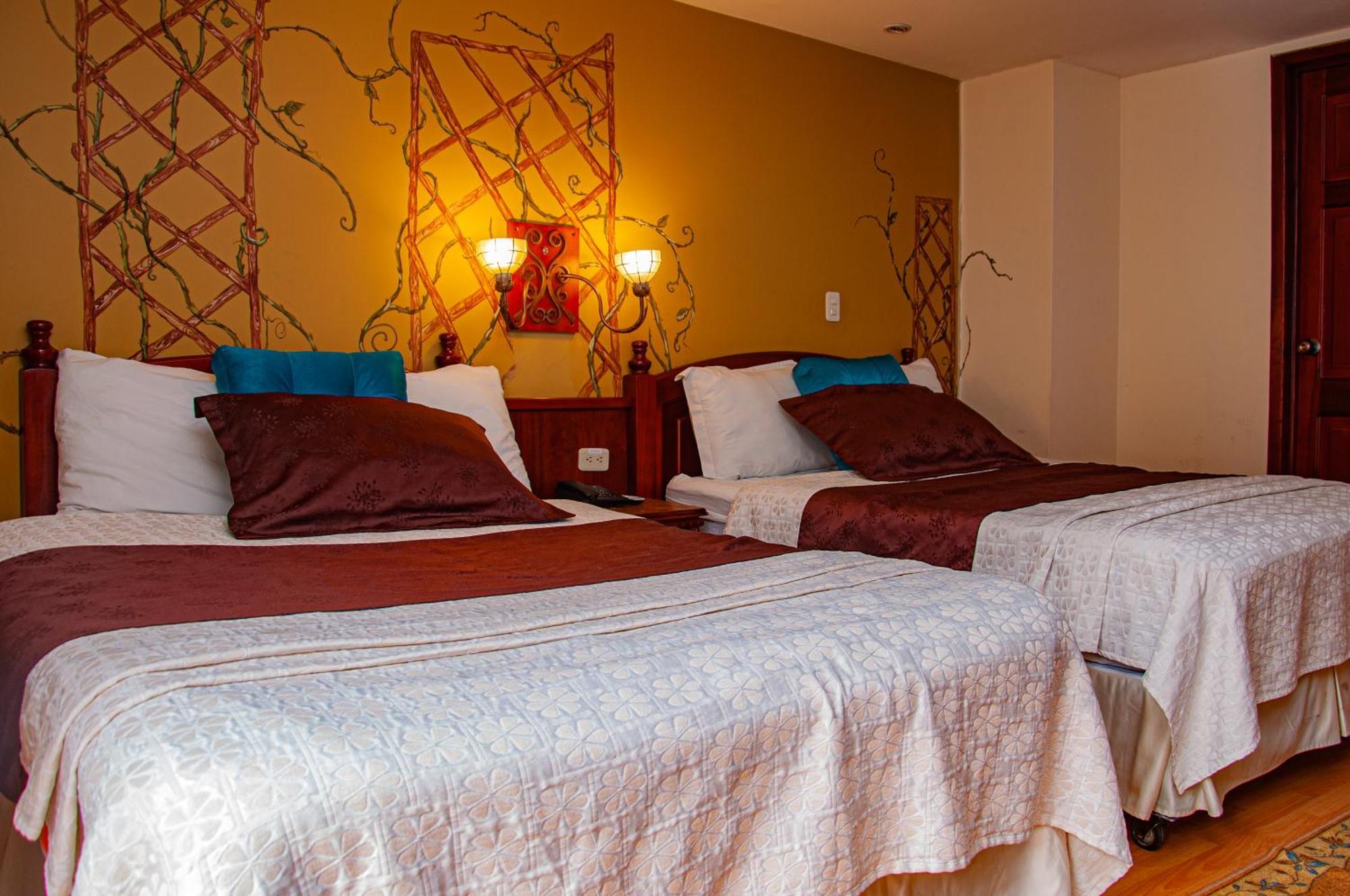 Hotel Campanario كوينكا الغرفة الصورة