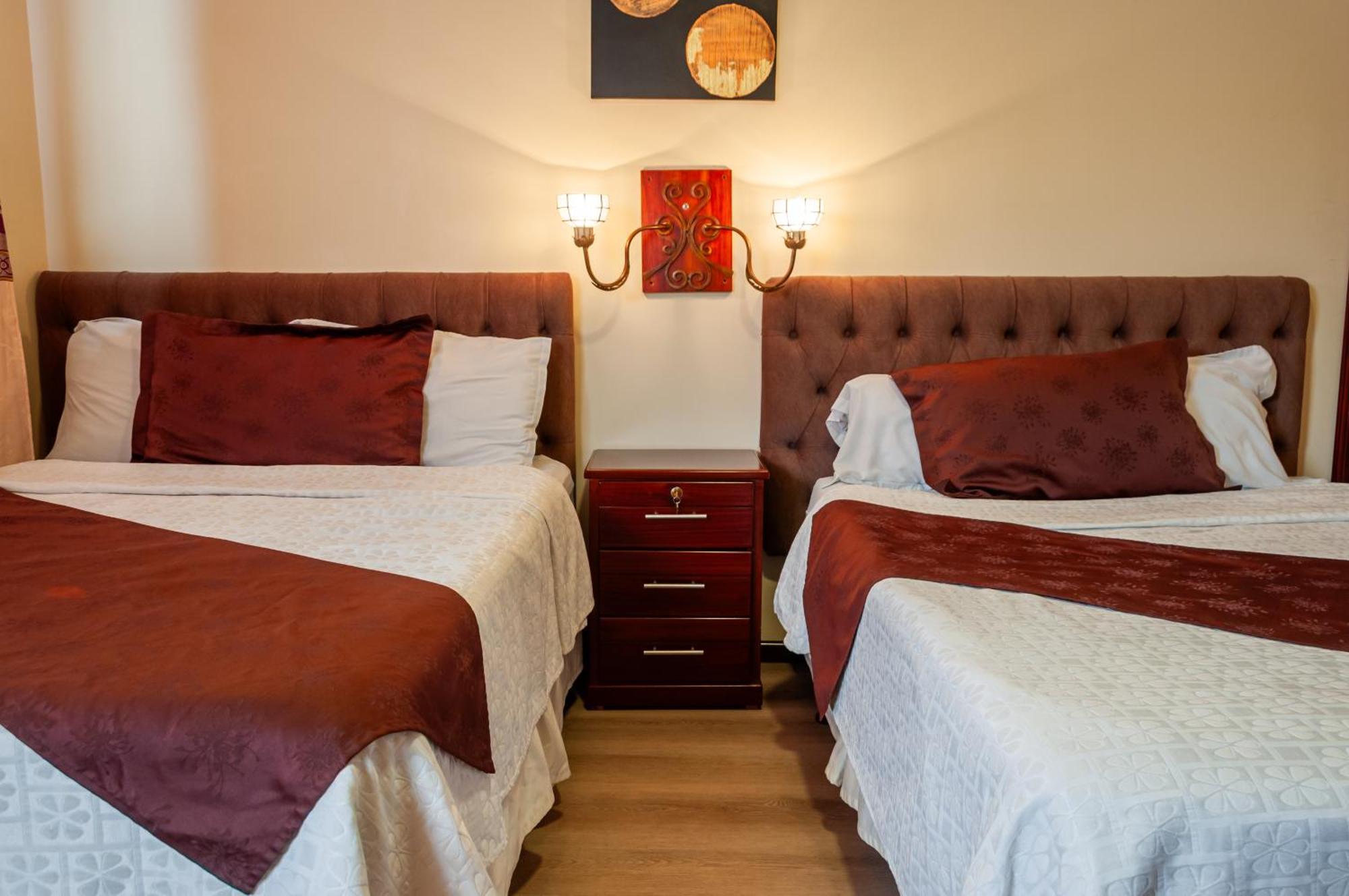 Hotel Campanario كوينكا المظهر الخارجي الصورة